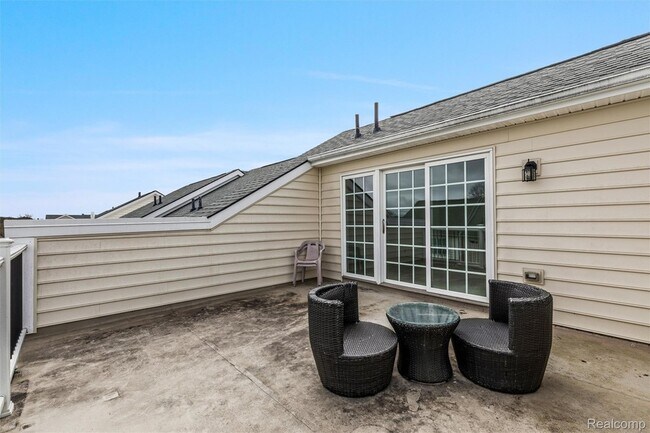 Building Photo - 2769 Ashcombe Dr.