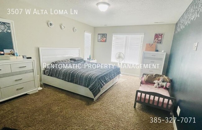Building Photo - 3507 W Alta Loma Ln