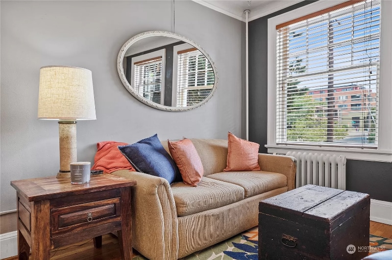 Building Photo - 321 Boylston Ave E