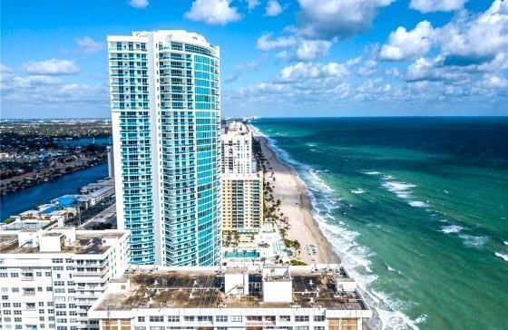 Building Photo - 3001 S Ocean Dr