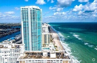 Building Photo - 3001 S Ocean Dr