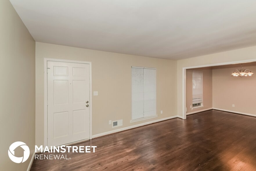 Building Photo - 1508 Brewster Cir