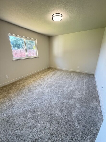 Building Photo - 8732 El Toreador Way