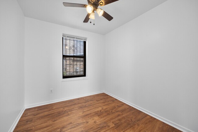 Building Photo - 2702 S Spaulding Ave