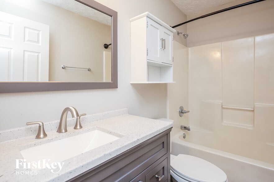 Building Photo - 4501 Waterman Dr