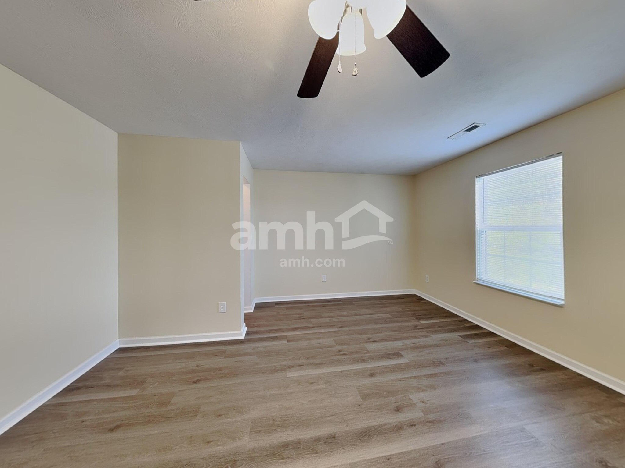 Building Photo - 7674 Pipestone Dr