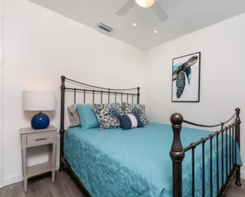 Building Photo - 5041 N Beach Rd