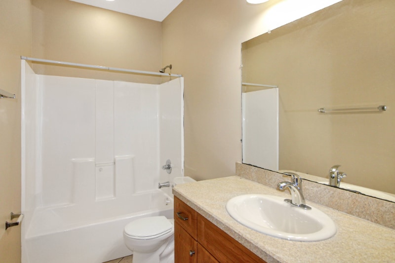 Building Photo - 3265 W Price Blvd