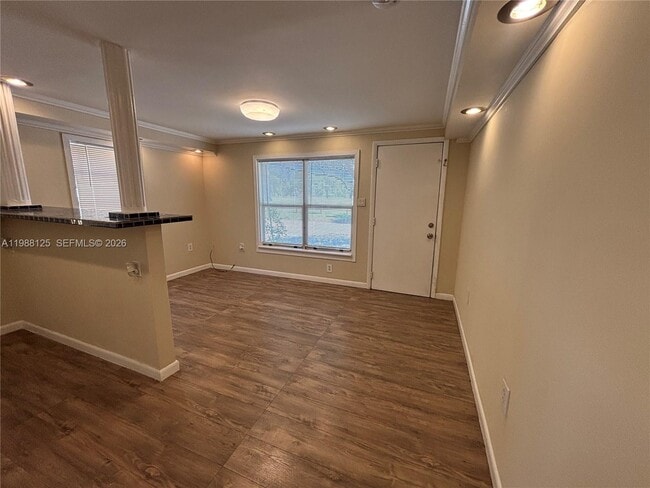 Building Photo - 1715 Lincoln St