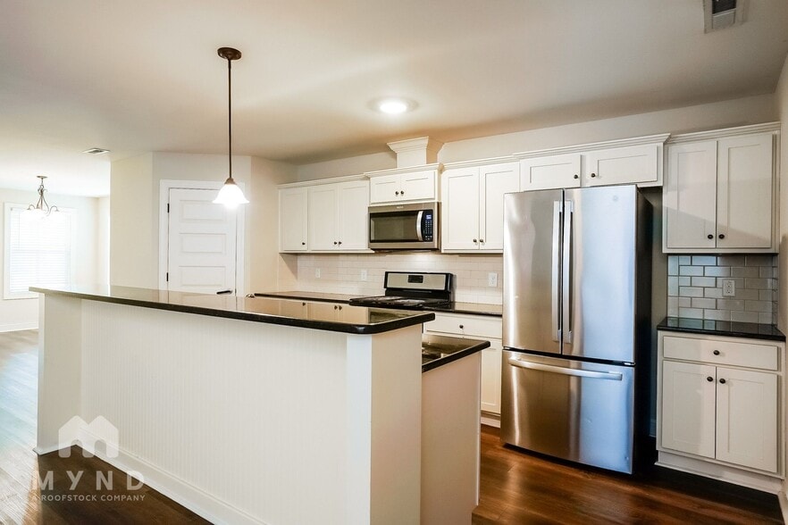 Building Photo - 991 Airedale Trail