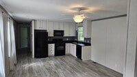 Building Photo - 1068 Revere Ln