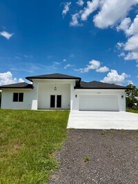 Building Photo - 13177 47th Ct N