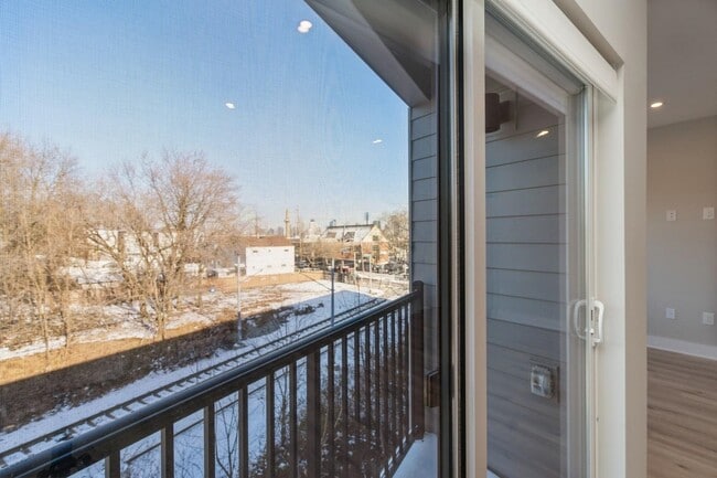 Building Photo - 201-205 Randolph Ave