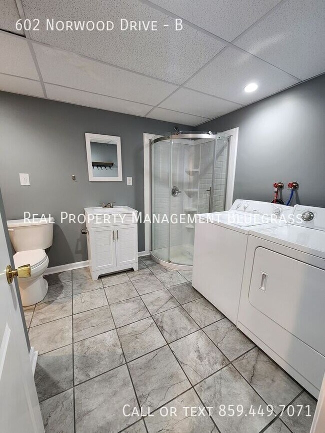 Building Photo - 602 Norwood Dr