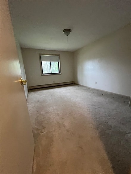 Building Photo - 655 W Lowell Ave