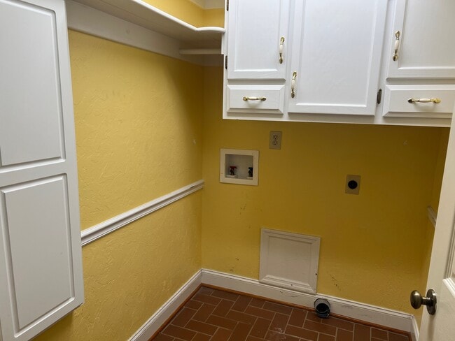Building Photo - 1411 Cambridge Pl