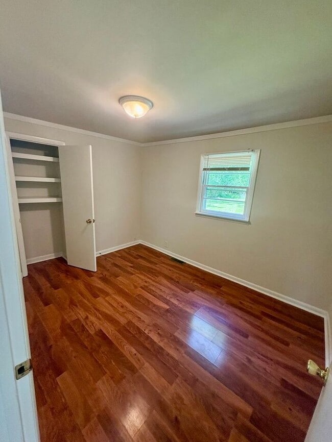 Building Photo - 3 Bed /2.5 Bath East Nash!