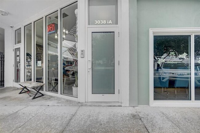 Building Photo - 3038 N Federal Hwy