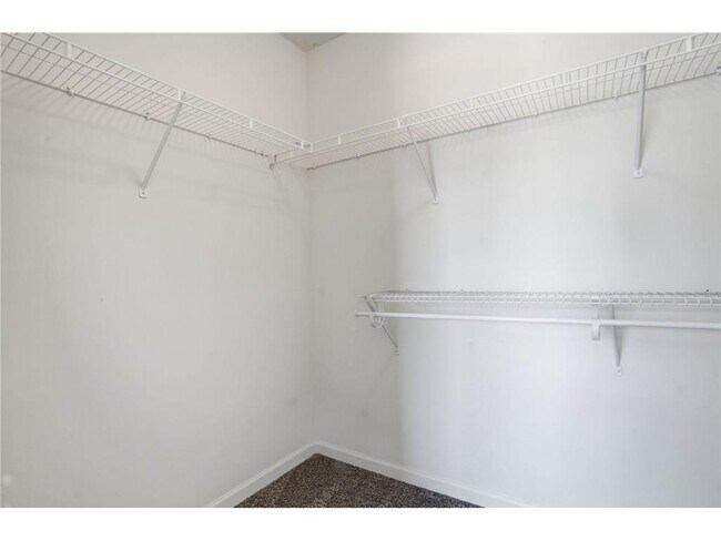 Building Photo - 5610 Xene Ln N