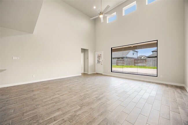 Building Photo - 27118 Peaceful Cv Dr