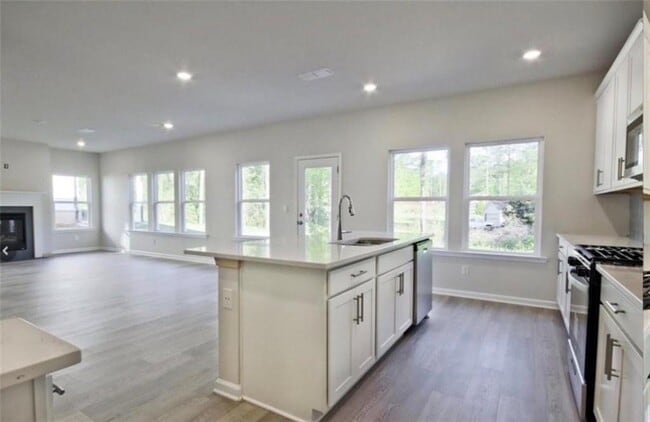 Building Photo - 1208 High Fls Ln