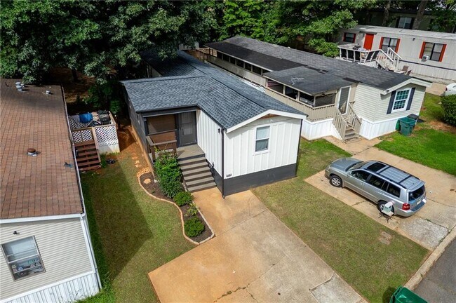 Building Photo - 3685 Fir Dr