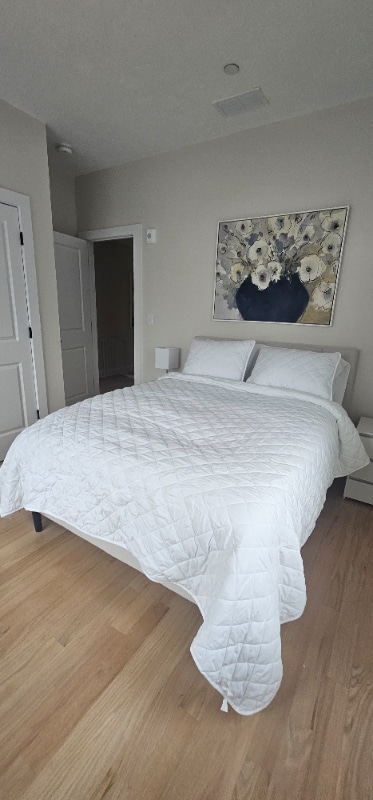 Building Photo - 15 Hadley Pl