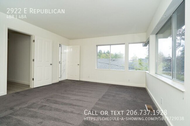 Building Photo - 2922 E Republican-