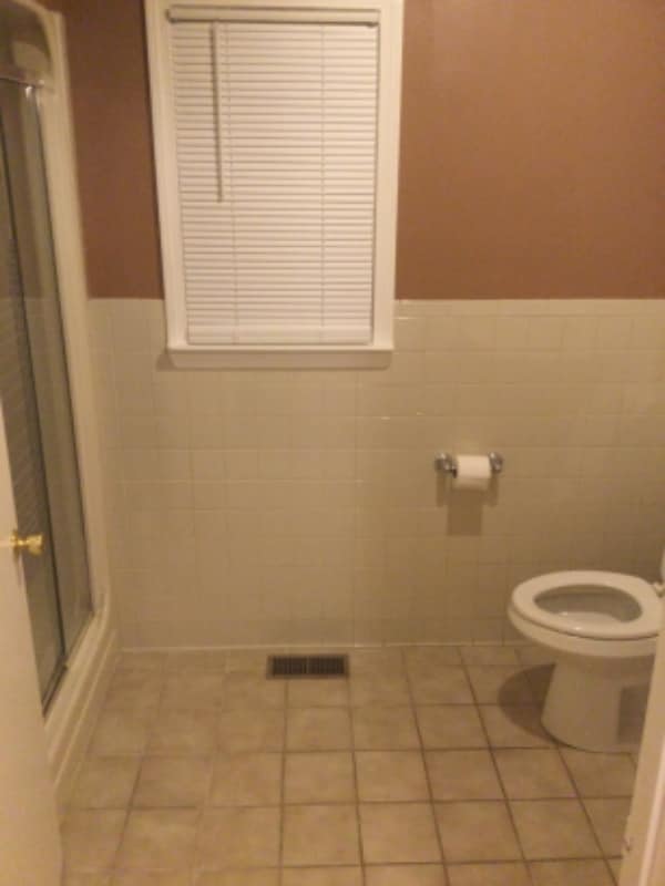 Building Photo - 1051 South Ave