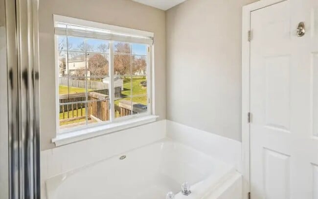 Building Photo - 12828 Dunkirk Dr