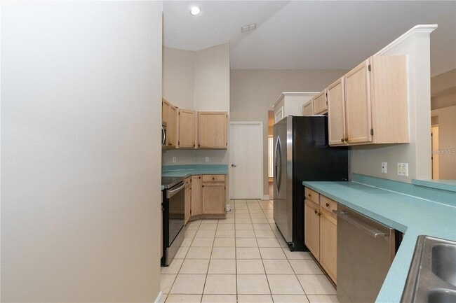 Building Photo - 12860 Waterhaven Cir