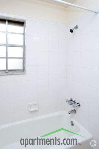 Bathroom - Texel Apartments