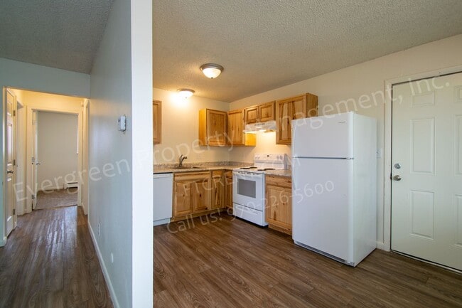 Building Photo - 2916-2924 Glendale Dr