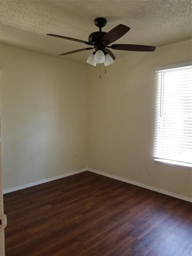 Building Photo - 4502 Banbury Bend