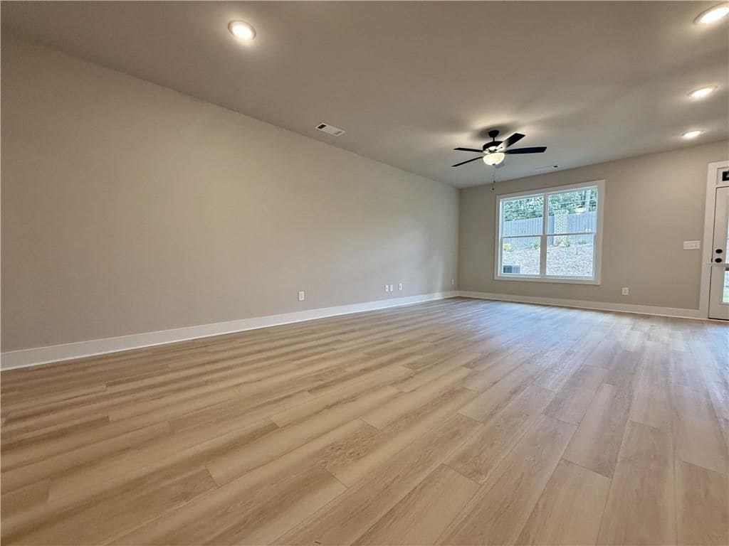 Building Photo - 5722 Urban Vlg Wy