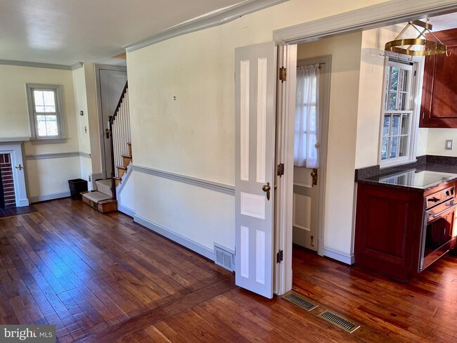 Building Photo - 2525 N George Mason Dr