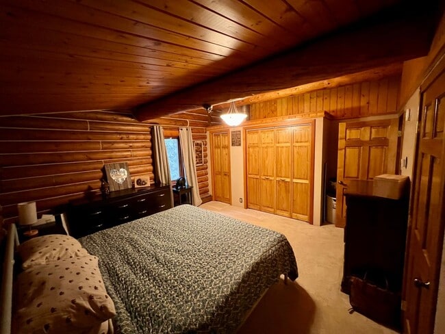 Building Photo - Charming 3-Bedroom Home in North Pole, AK ...