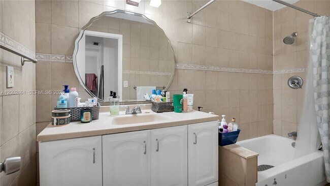 Building Photo - 13731 SW 84th St