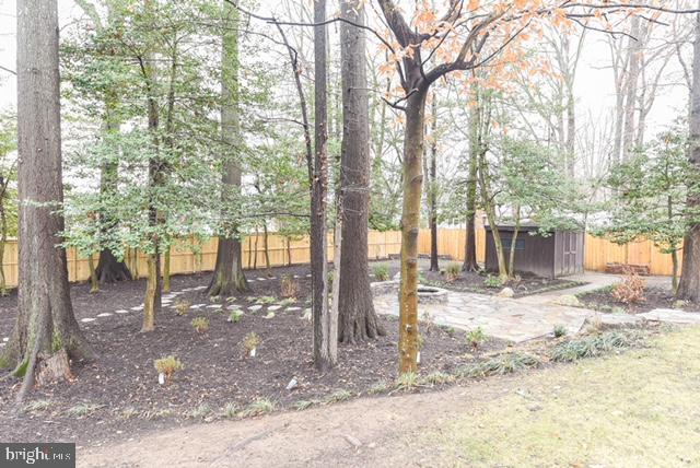 Building Photo - 2003 Cool Spring Dr
