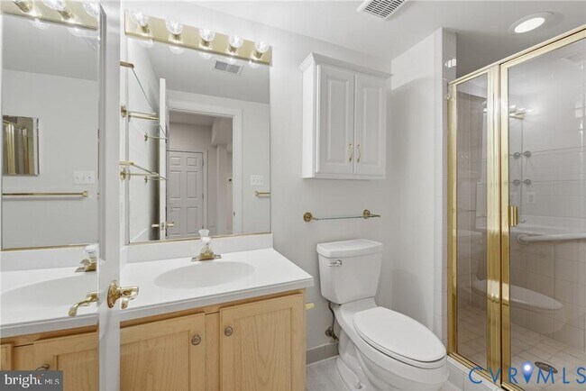 Building Photo - 6806 Thompson Crest Ct