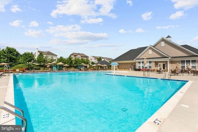 Building Photo - 7576 Maidenhead Dr