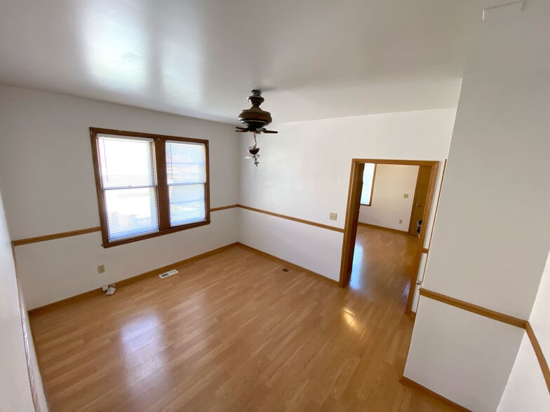 Dining Room - 3633 E Carpenter Ave