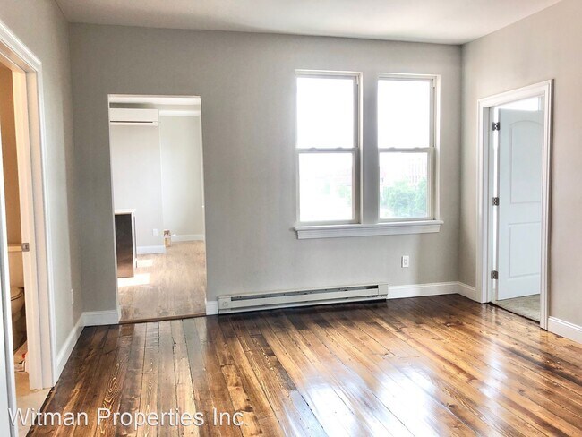 Building Photo - 2 br, 1 bath House - 5-9 Hampshire St.