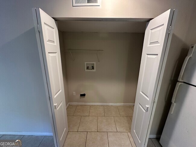 Building Photo - 125 Seaparc Cir