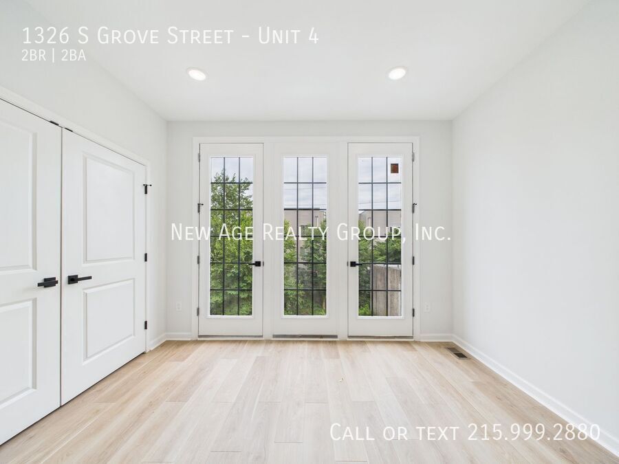 Building Photo - 1326 S Gross St