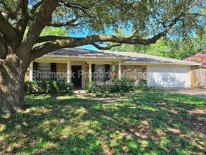 Building Photo - 7101 Canterbury Dr