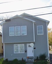Building Photo - 346 Admiral St
