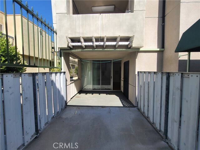 Building Photo - 5301 Balboa Blvd