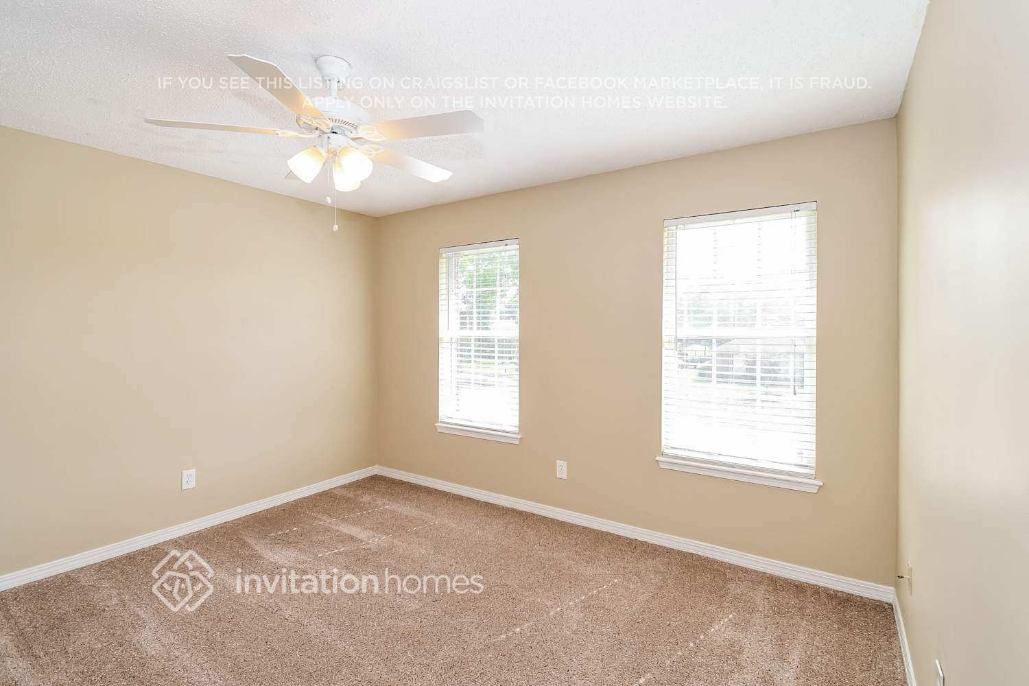 Building Photo - 9044 Camshire Dr