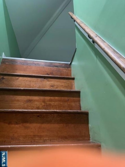 Building Photo - 73 College Pl